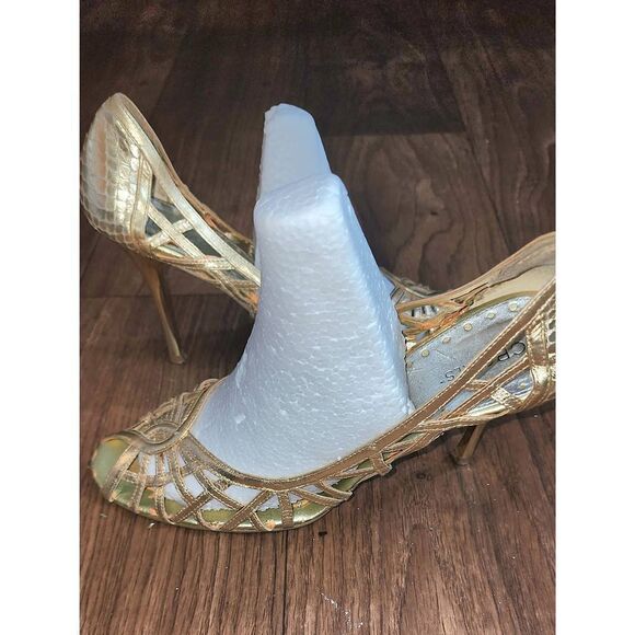 BCBG Cage Heels  - Picture 4 of 8